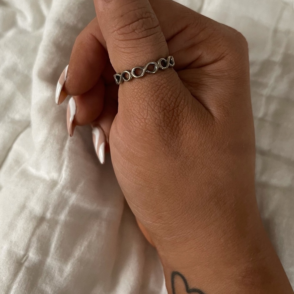 PANDORA INFINITY RING